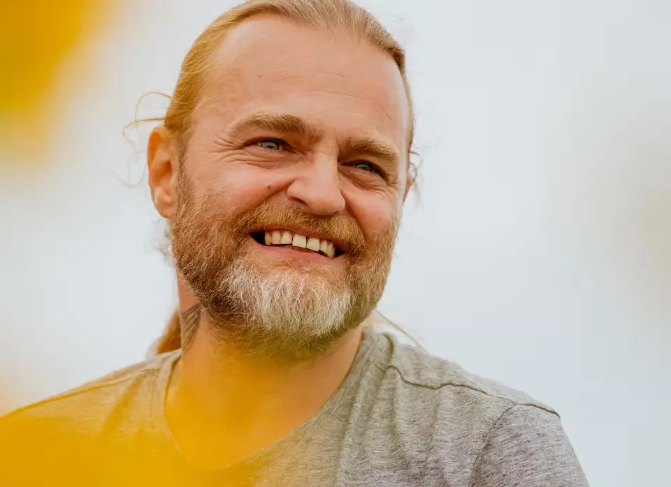 Boom Desjardins KI Stimme picture