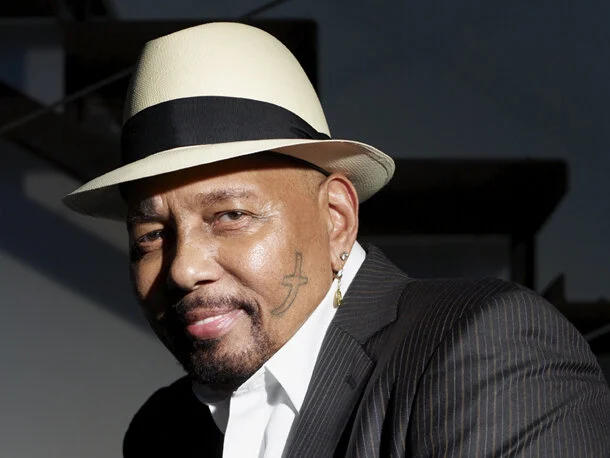 Ai Aaron Neville picture