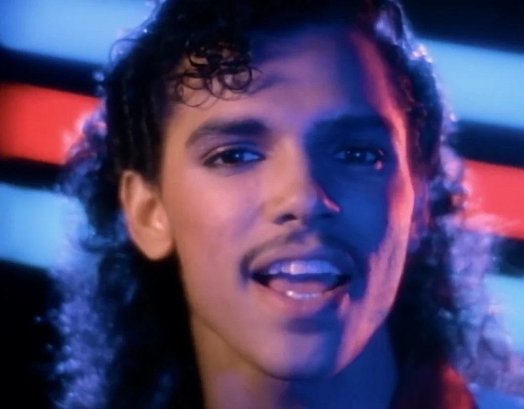 Ai El DeBarge picture